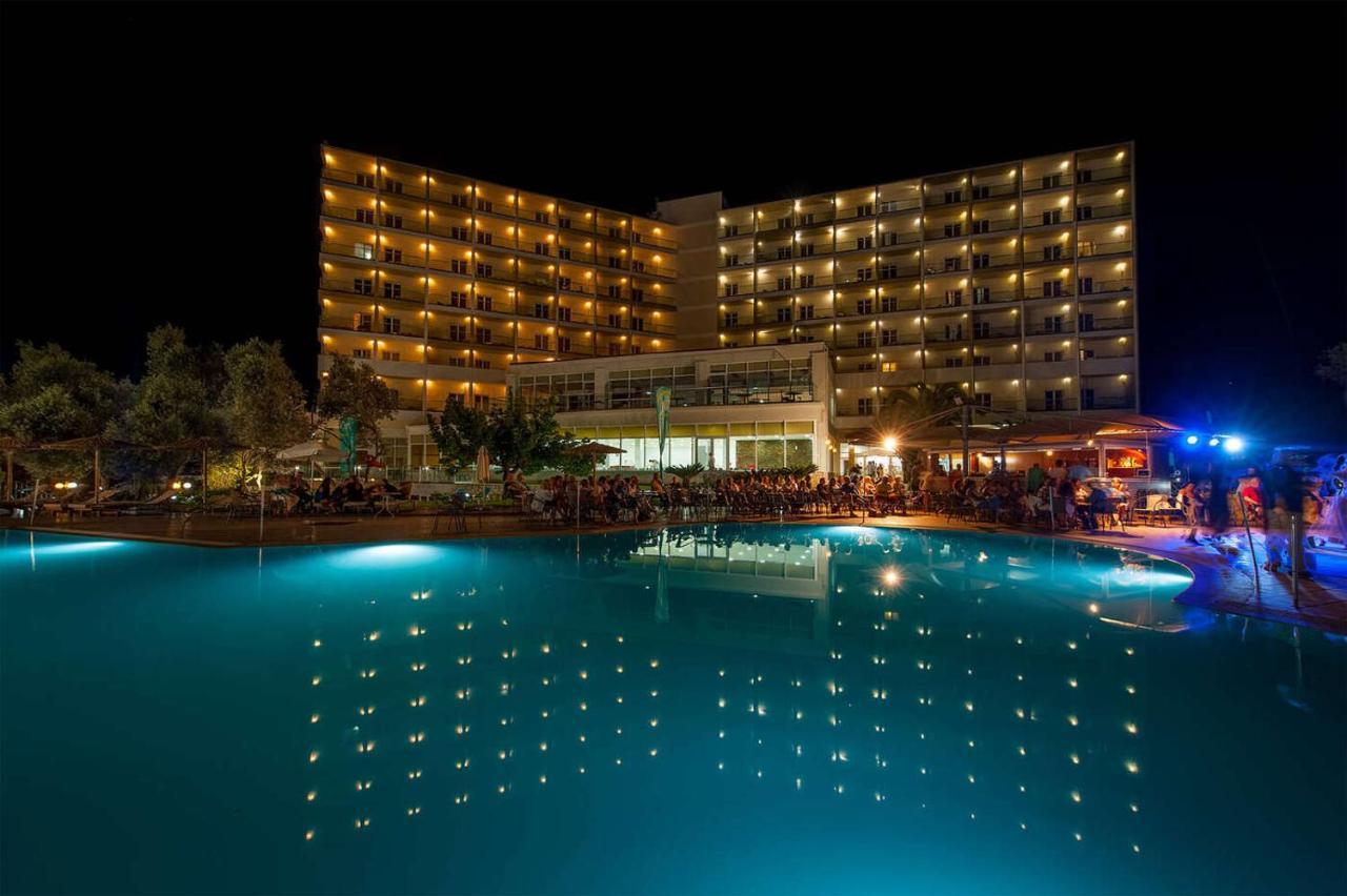 Evia Riviera Resort Amarynthos Exteriér fotografie