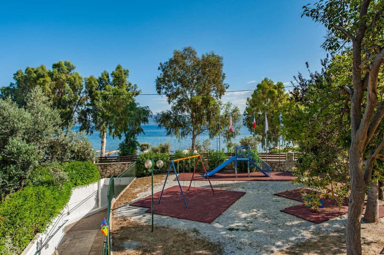 Evia Riviera Resort Amarynthos Exteriér fotografie